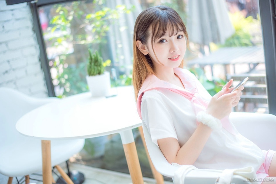 等于是变相的回绝了献帝，让曹操能够继续携天子而令诸侯。